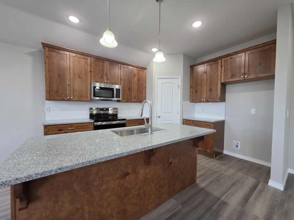 1159 Habersham