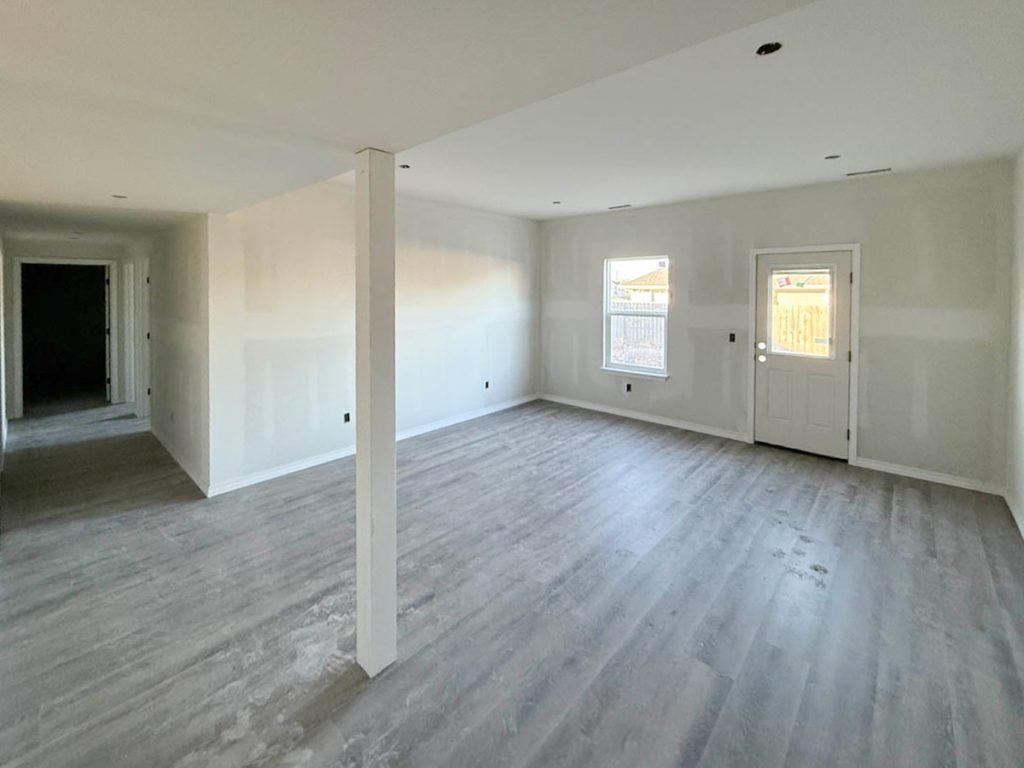 1183 Habersham