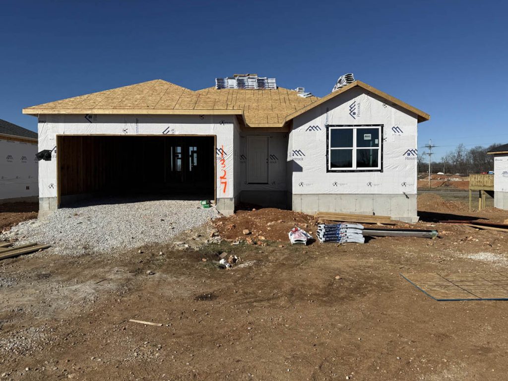 1327 N Maxine