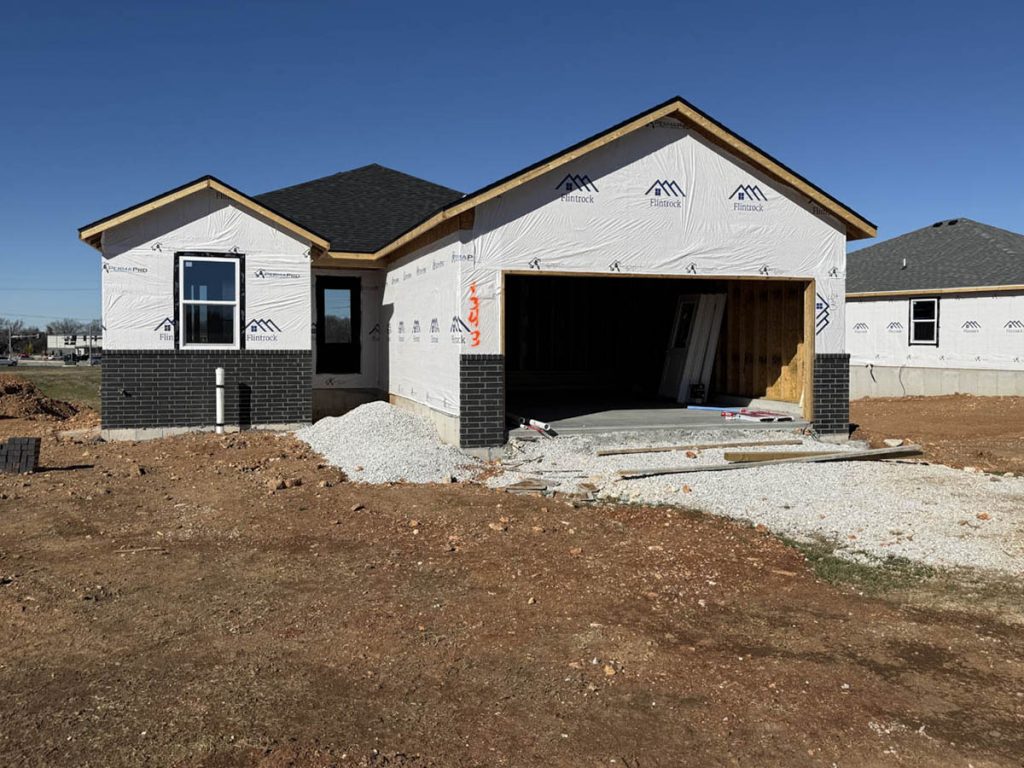 1343 N Maxine