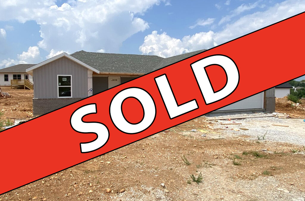 2133 N Jamestown St Ozark, MO 65803