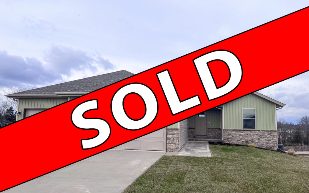 407 E Becky Willard, MO 65781