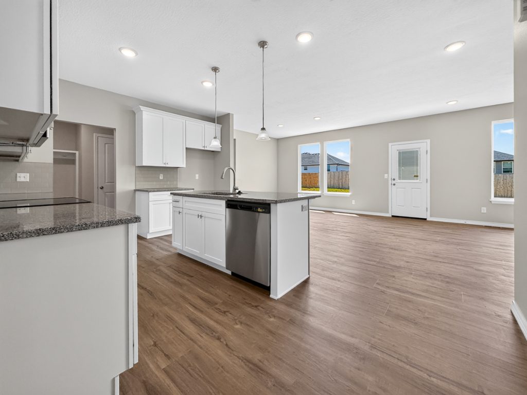 534 Columbine