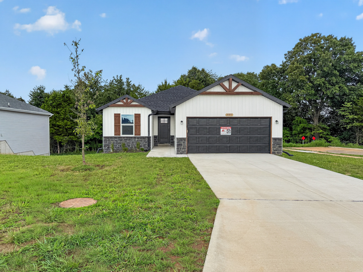 595 Bailiwick 1 Flintrock Homebuilder, Home Builder Springfield Mo 8.14.2026