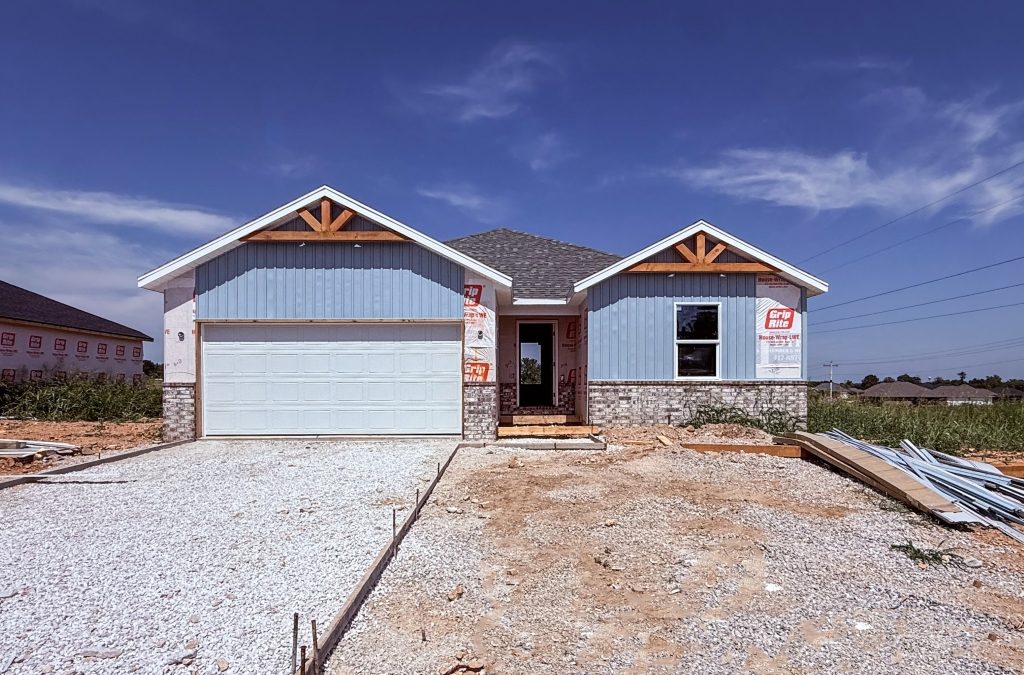 719 W Brook Hollow Rd